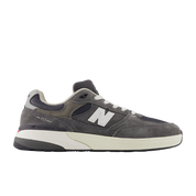 NB Numeric Andrew Reynolds 933 - Gris Foncé/Blanc (NM933GDY)