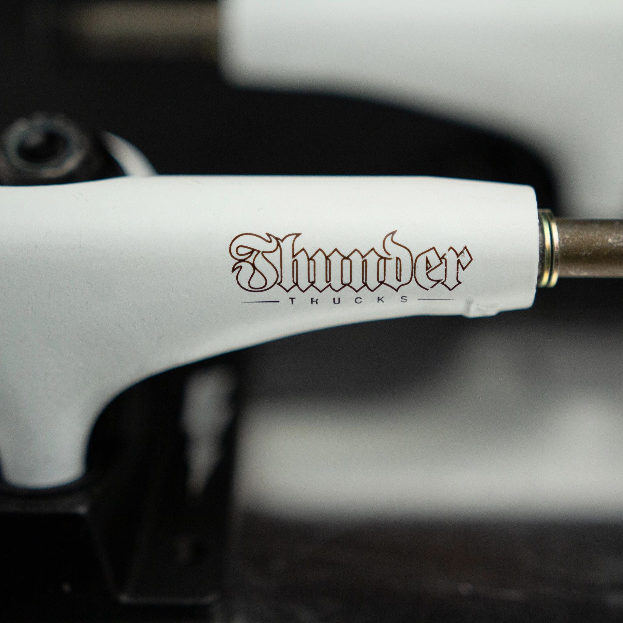 Onyx Team Edition Matte White/Black Trucks