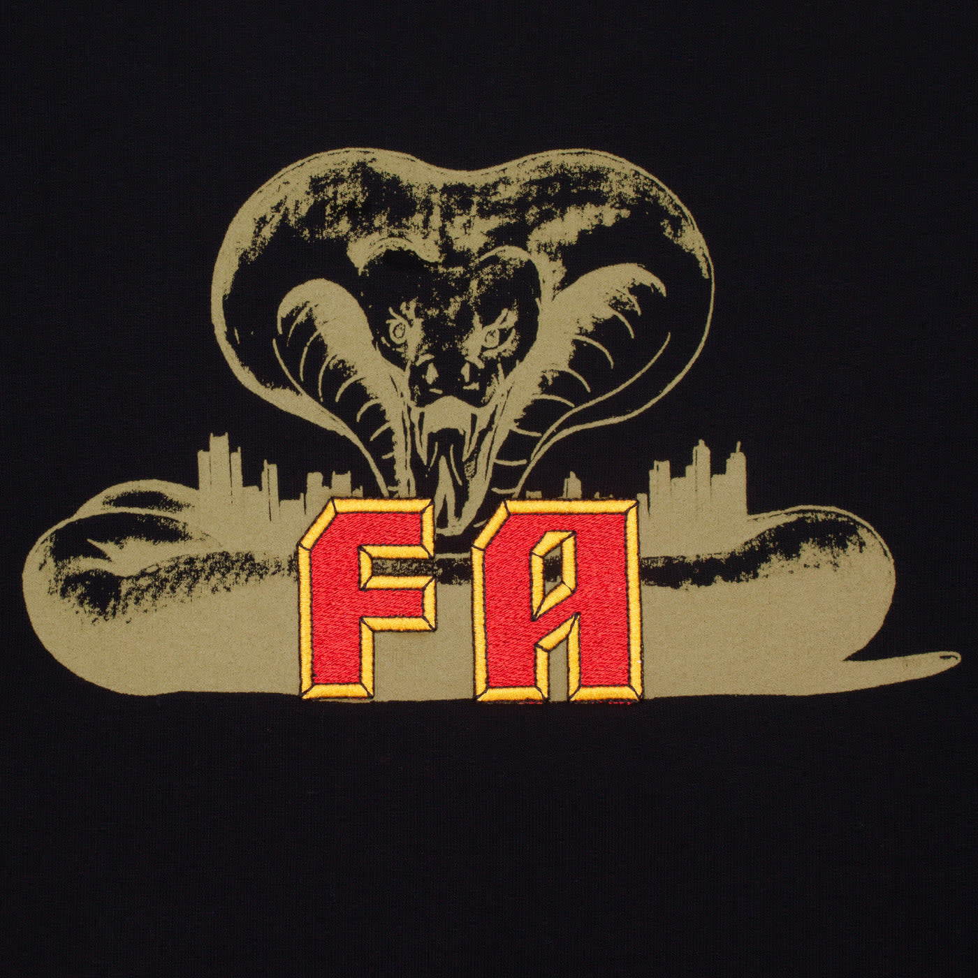 2022-fa-holiday-graphicdetail-crews-snakecrew-blac_ce50b3cf-5c4e-4cff-9685-83fbe05f23ce.jpg