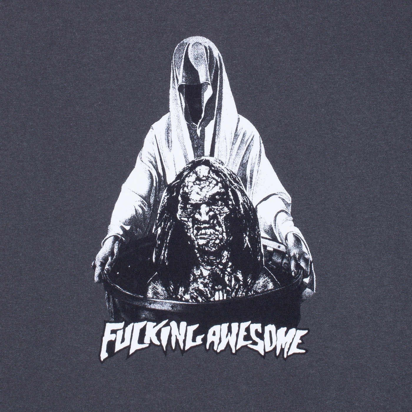 2023-fa-summer-graphicdetail-tees-trash-pepper-det.jpg