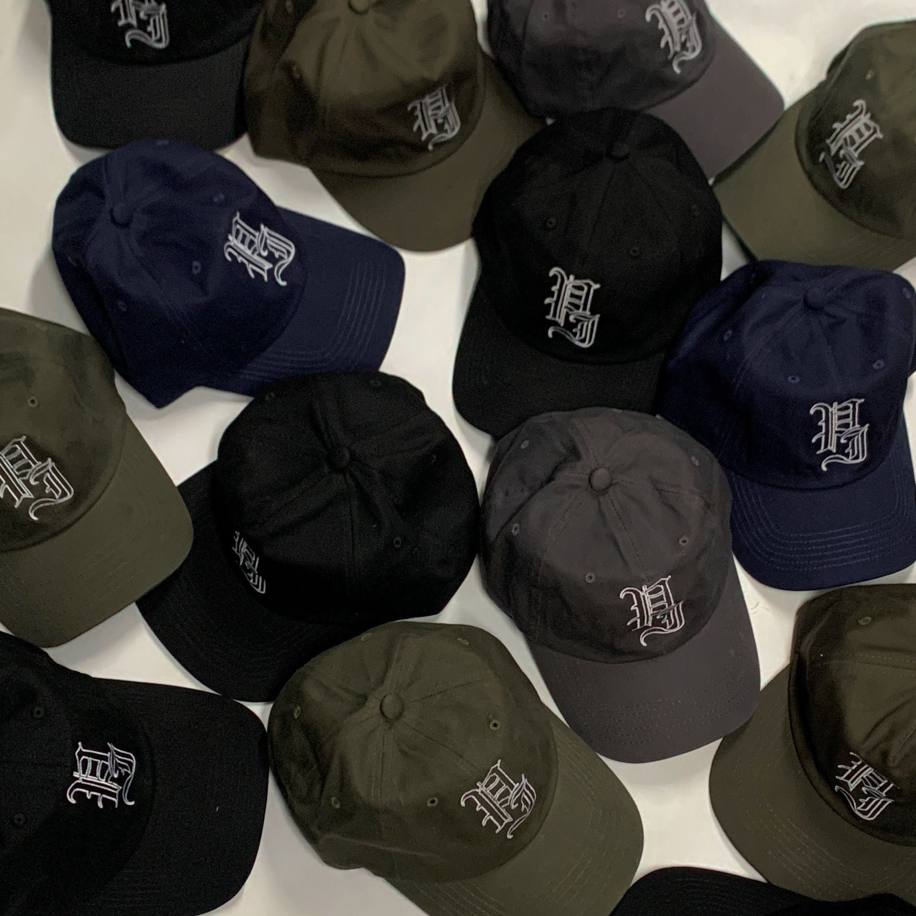 Stamp Embroidered Snapback - Olive