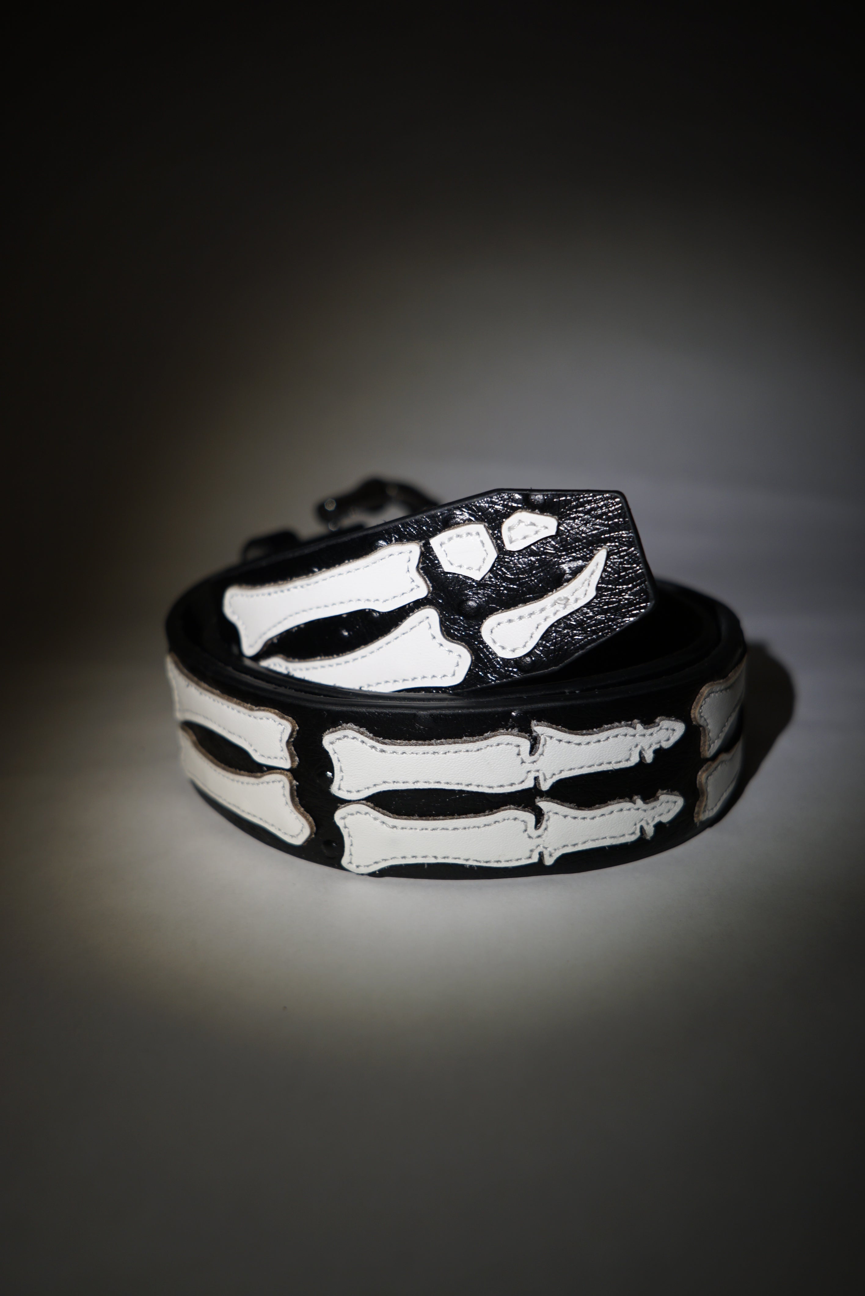 Stingwater Bone Belt - Black/White