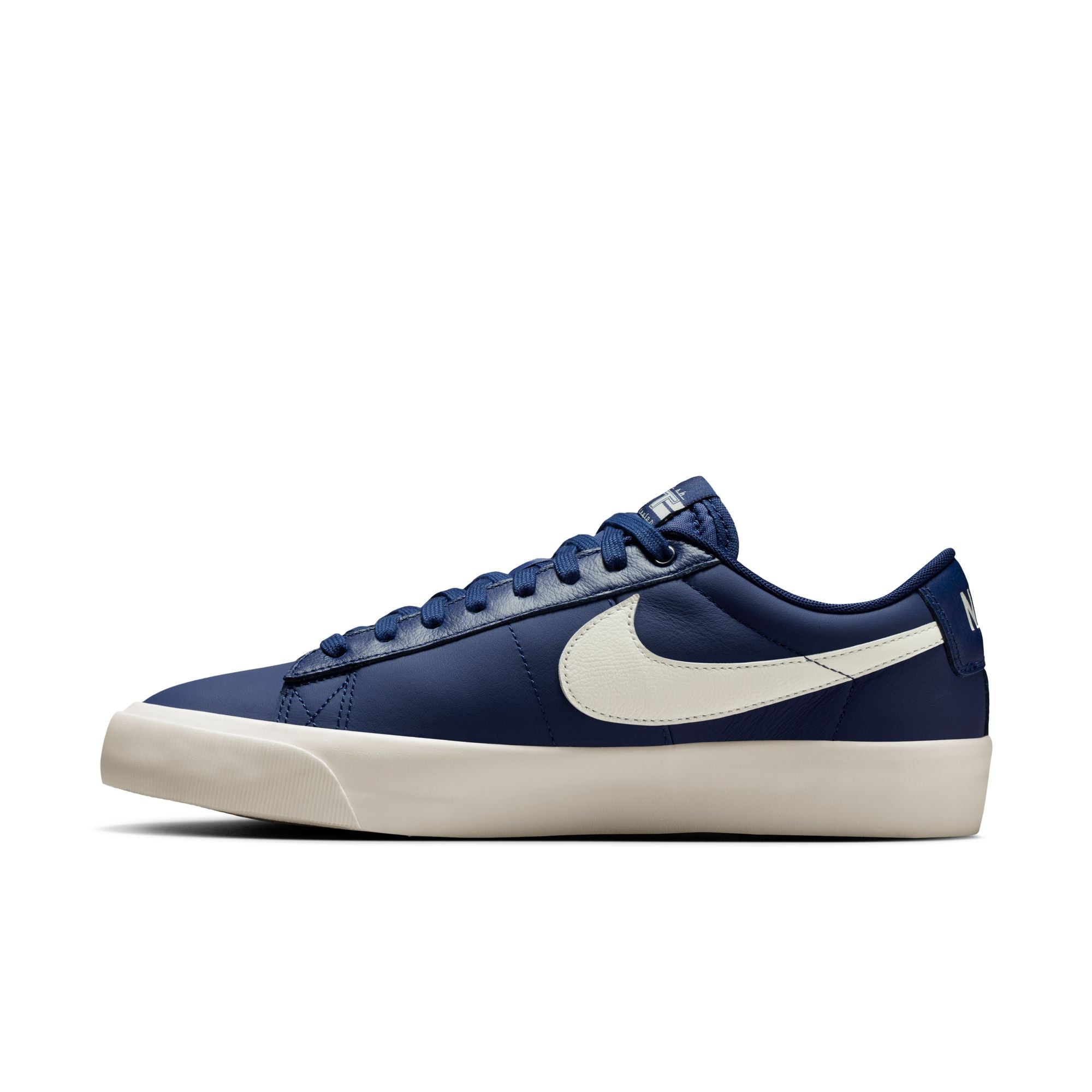Blazer Low Pro GT - Blue Void/Blue Void/Sail