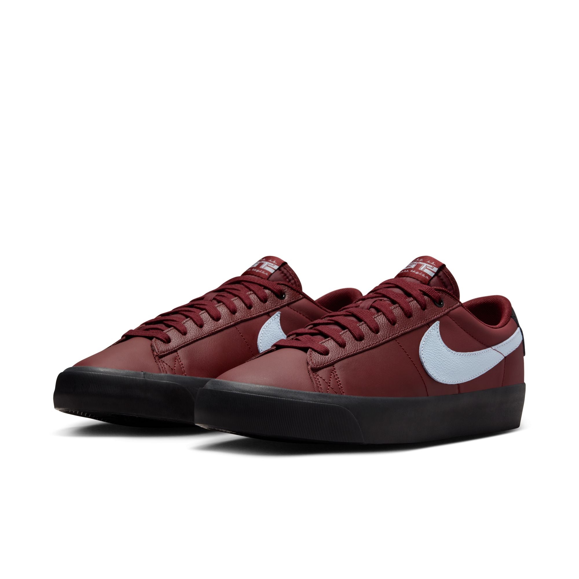 Blazer Low Pro GT - Rouge Équipe Foncé/Rouge Équipe Foncé/Noir/Bleu Armurerie Clair