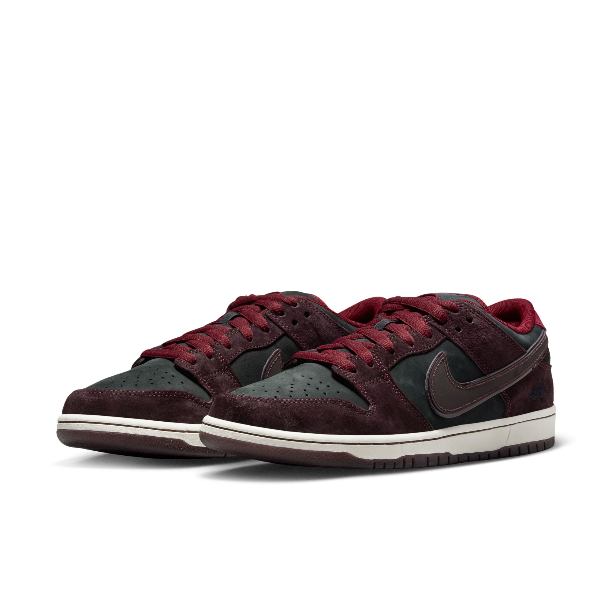 Dunk Low Pro x Riot Skateshop - Acajou/Betterave Foncée/Rouge Équipe