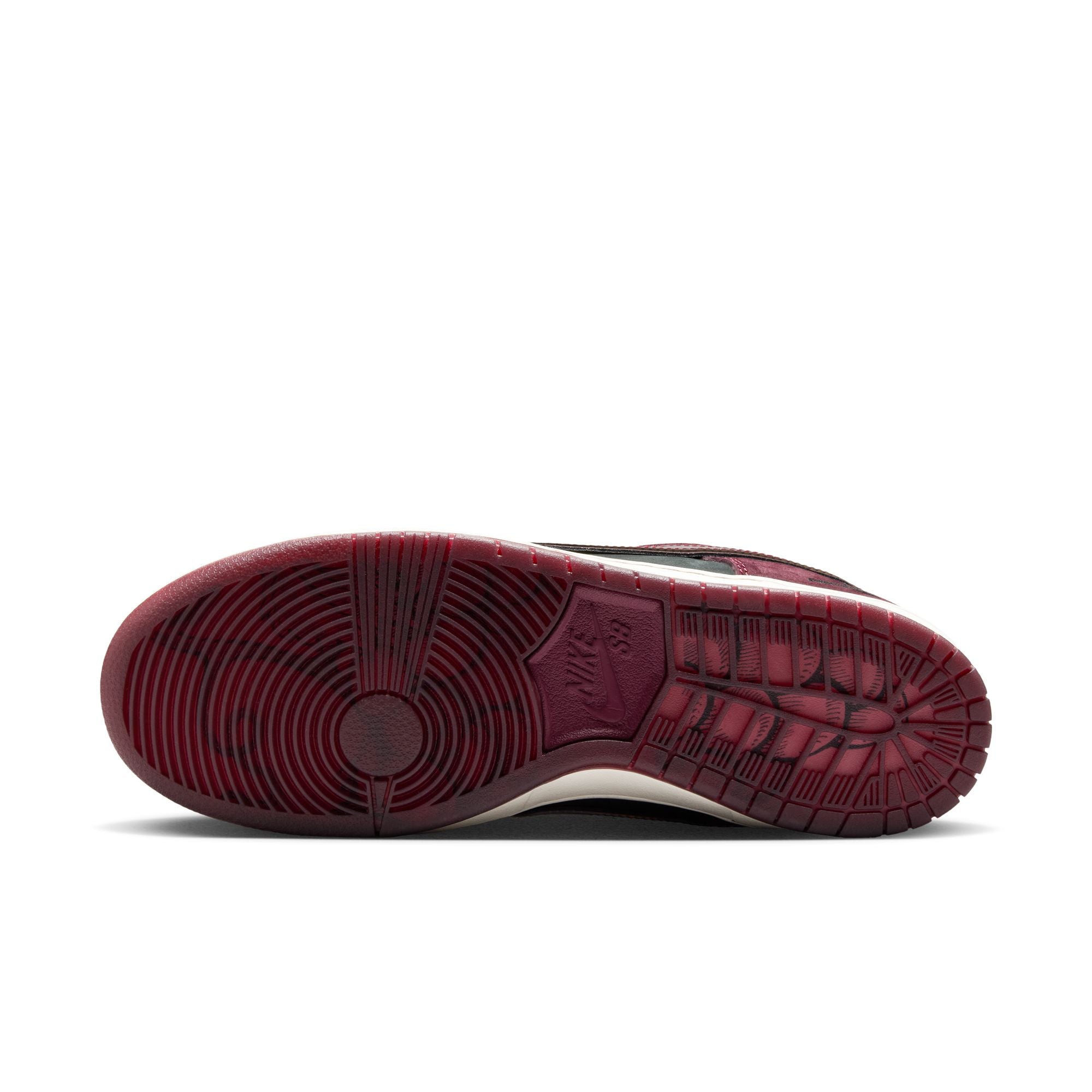 Dunk Low Pro x Riot Skateshop - Mahogany/Dark Beetroot/Team Red