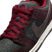 Dunk Low Pro x Riot Skateshop - Mahogany/Dark Beetroot/Team Red