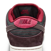 Dunk Low Pro x Riot Skateshop - Mahogany/Dark Beetroot/Team Red