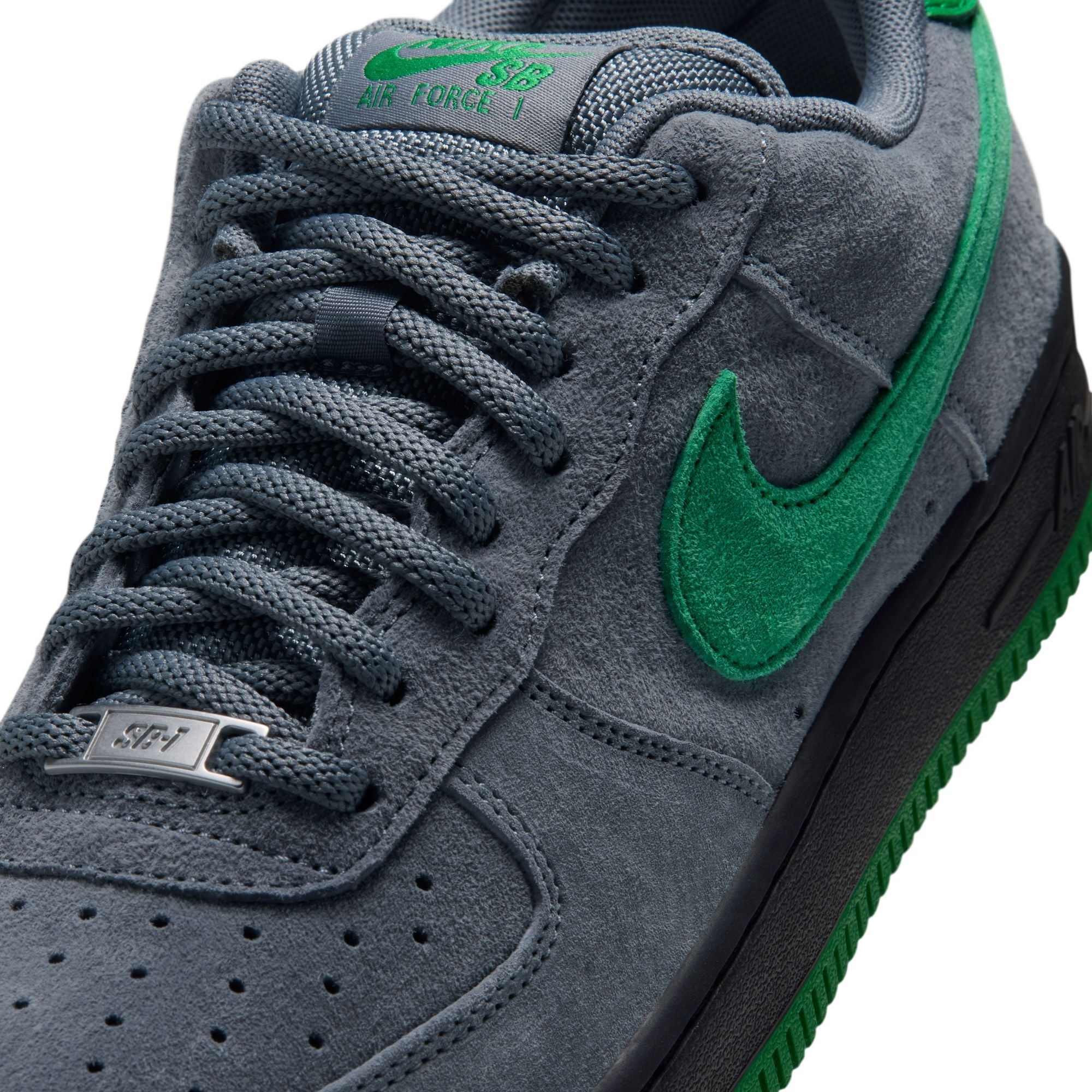 Air Force 1 Low SE - Cool Grey/Court Green/Black/Court Green