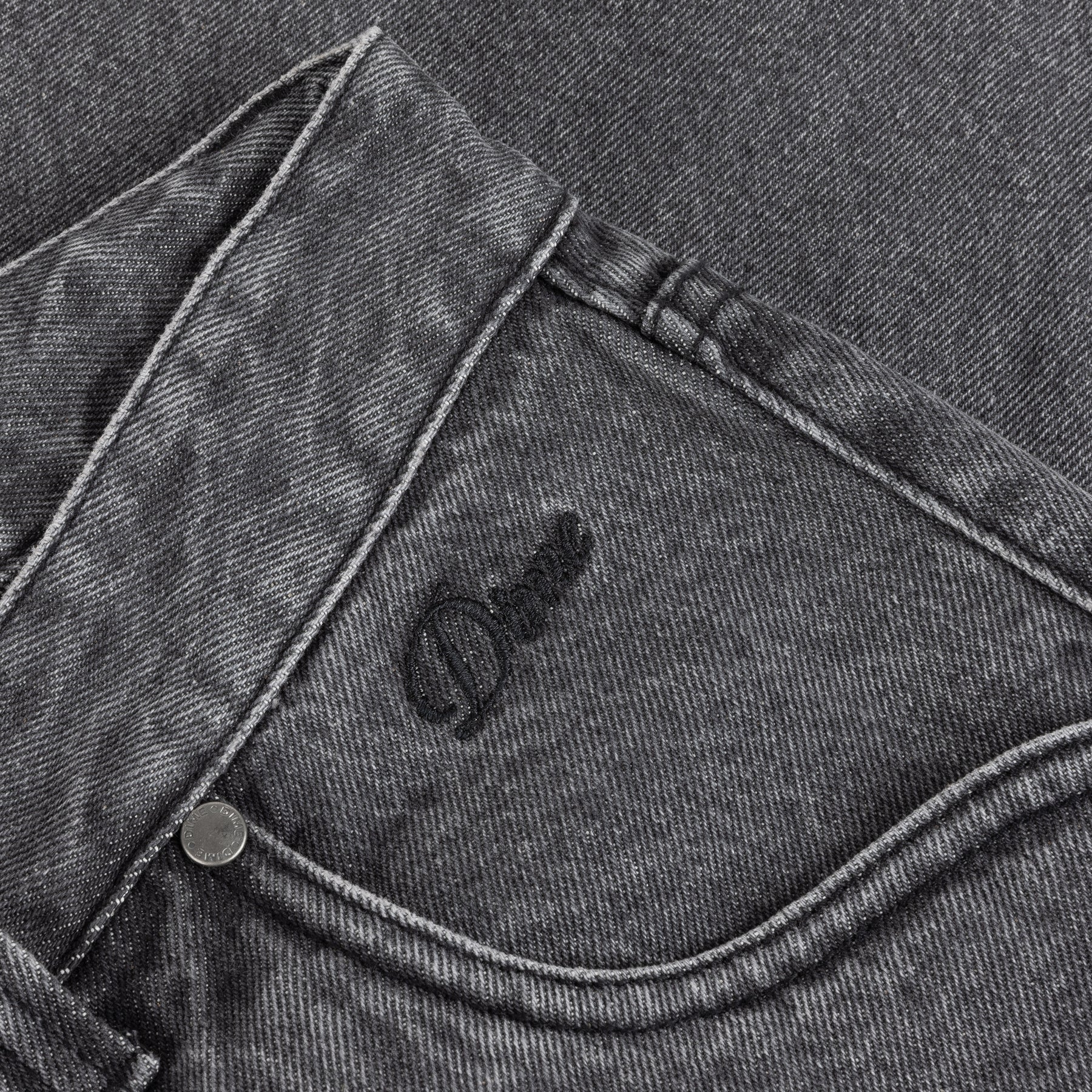 BOTTOMS_FA25_STRAIGHTDENIM_FADEDBLACK_PRODUCT-01_1800x1800_8aae8d0f-977f-48e4-9ada-a757fb0e48b7.jpg