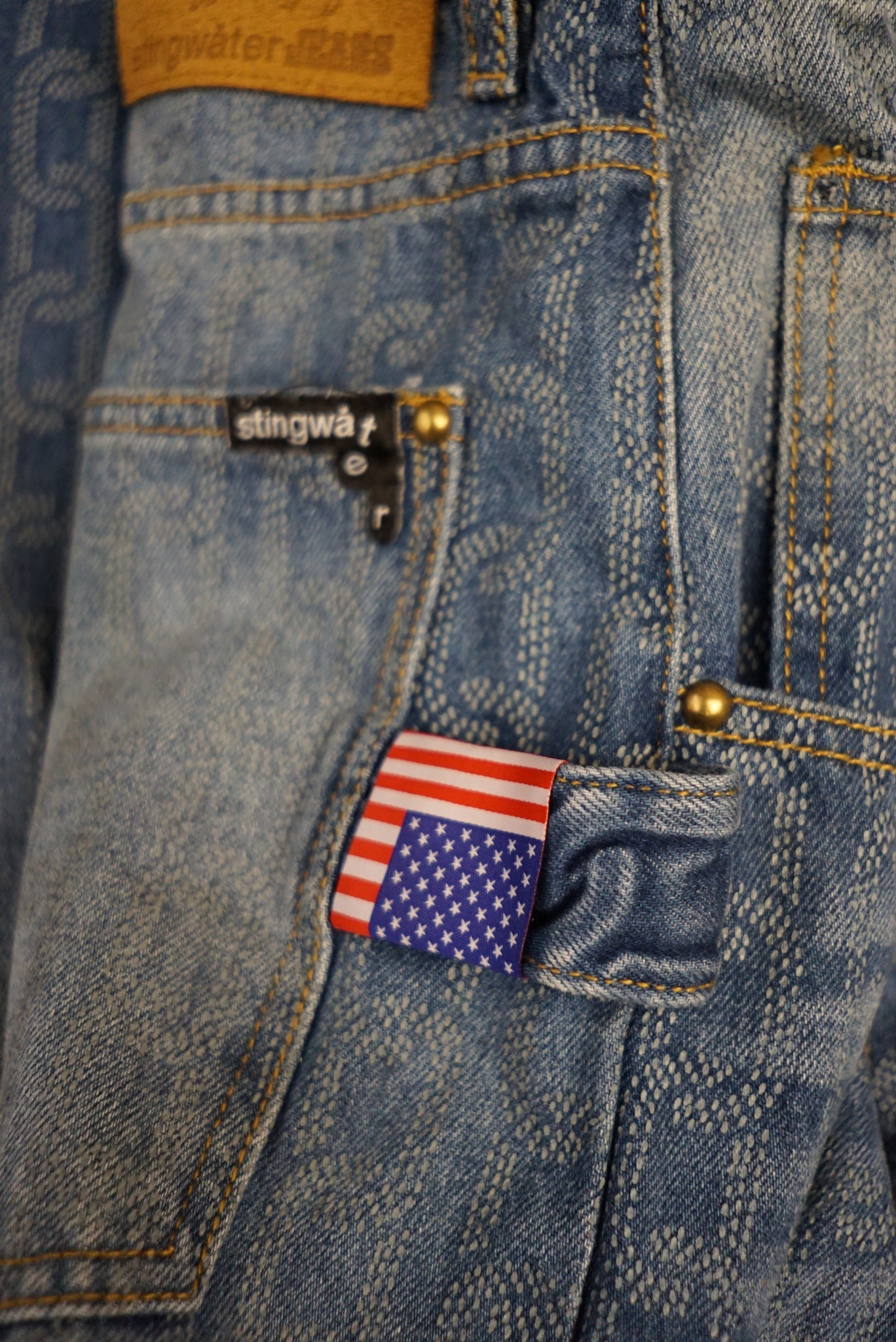 Stingwater Island Chain Jeans - Light Blue Wash – Palm Isle Skateshop