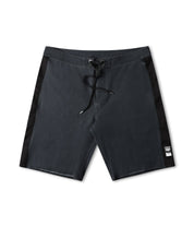 System 19" Trunk - Black