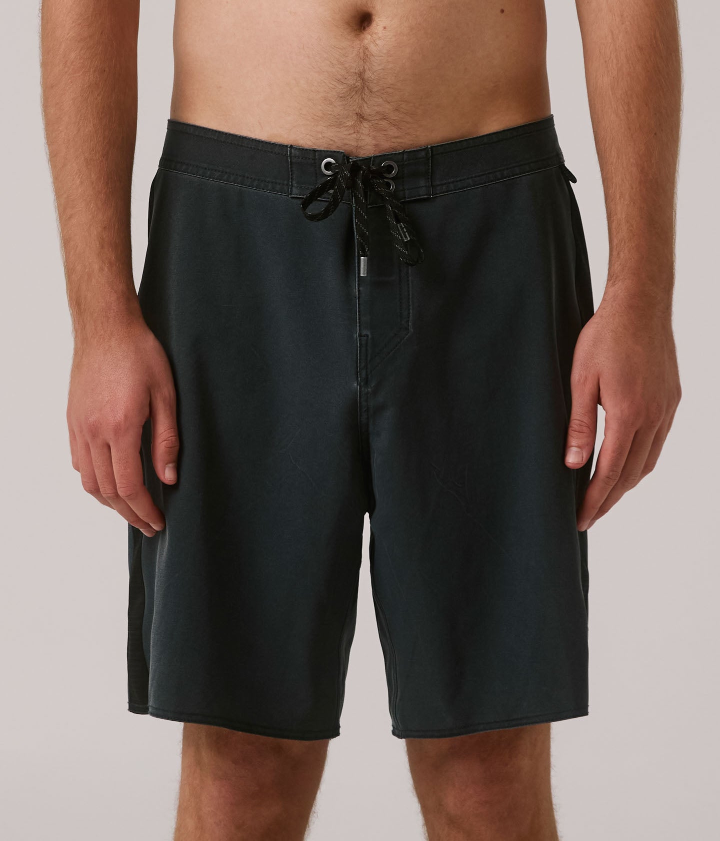 System 19" Trunk - Black