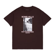 Bomb Hills Not Countries T-Shirt - Marron avec Police Rose