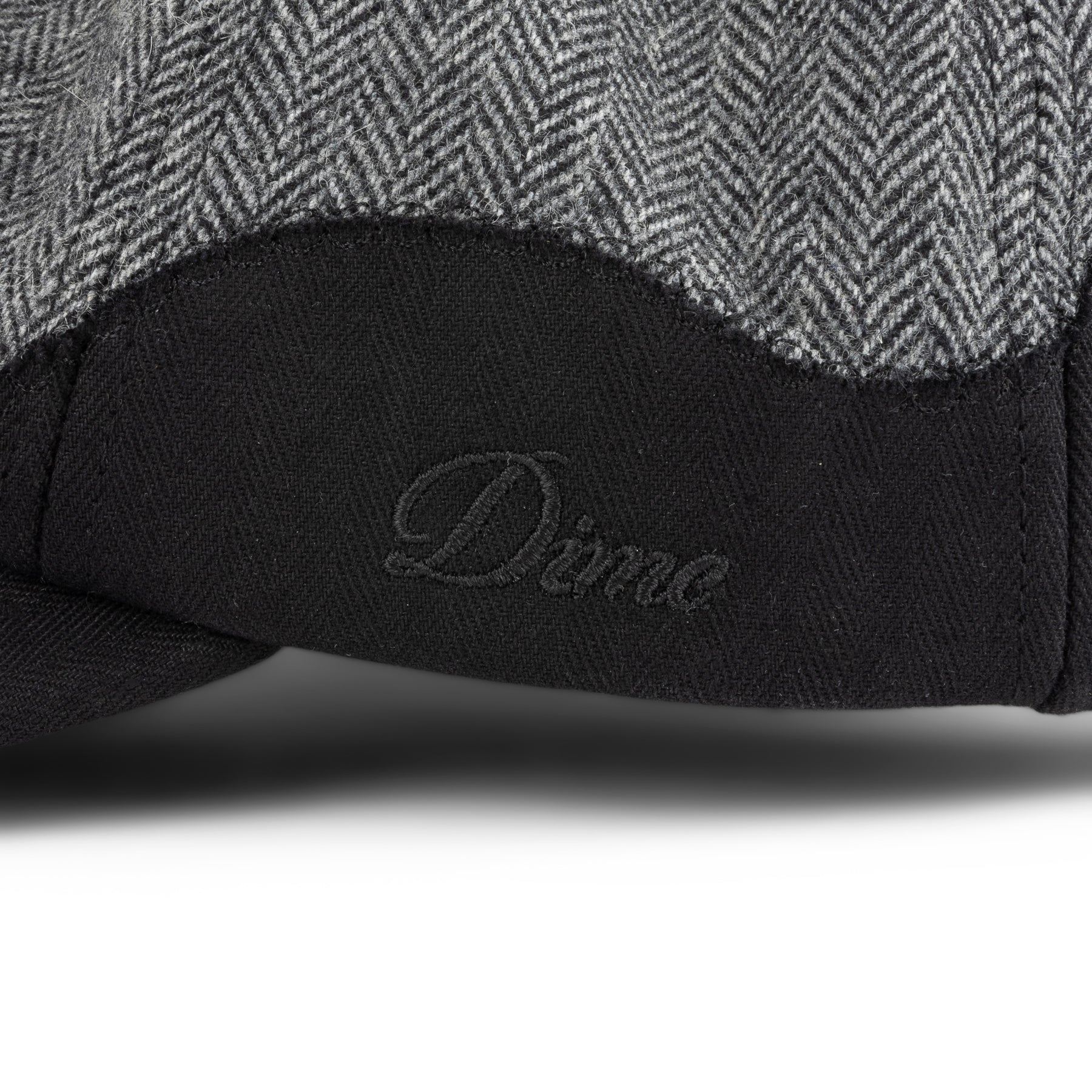 HEADWEAR_FA25_HERITAGE_BLACK_PRODUCT-02_1800x1800_aea436fe-0165-4938-8cd6-f33a9b7ffcbb.jpg