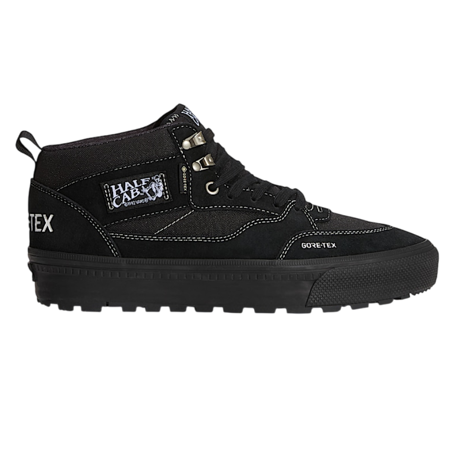 Half-Cab-GORETEX-Insulated-Shoe-VANS-ALT5-Photoroom.png