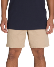 Range Short Relaxed Élastique 18 Pouces - Beige Encens