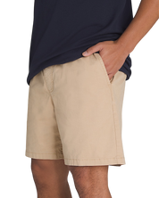Range Short Relaxed Élastique 18 Pouces - Beige Encens
