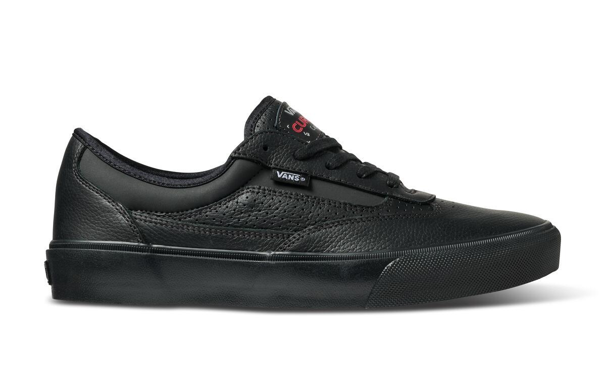 SP25_Skate_CurrenCaples_VCU_BlackLeather_VN000D8RBLK_Side.jpg