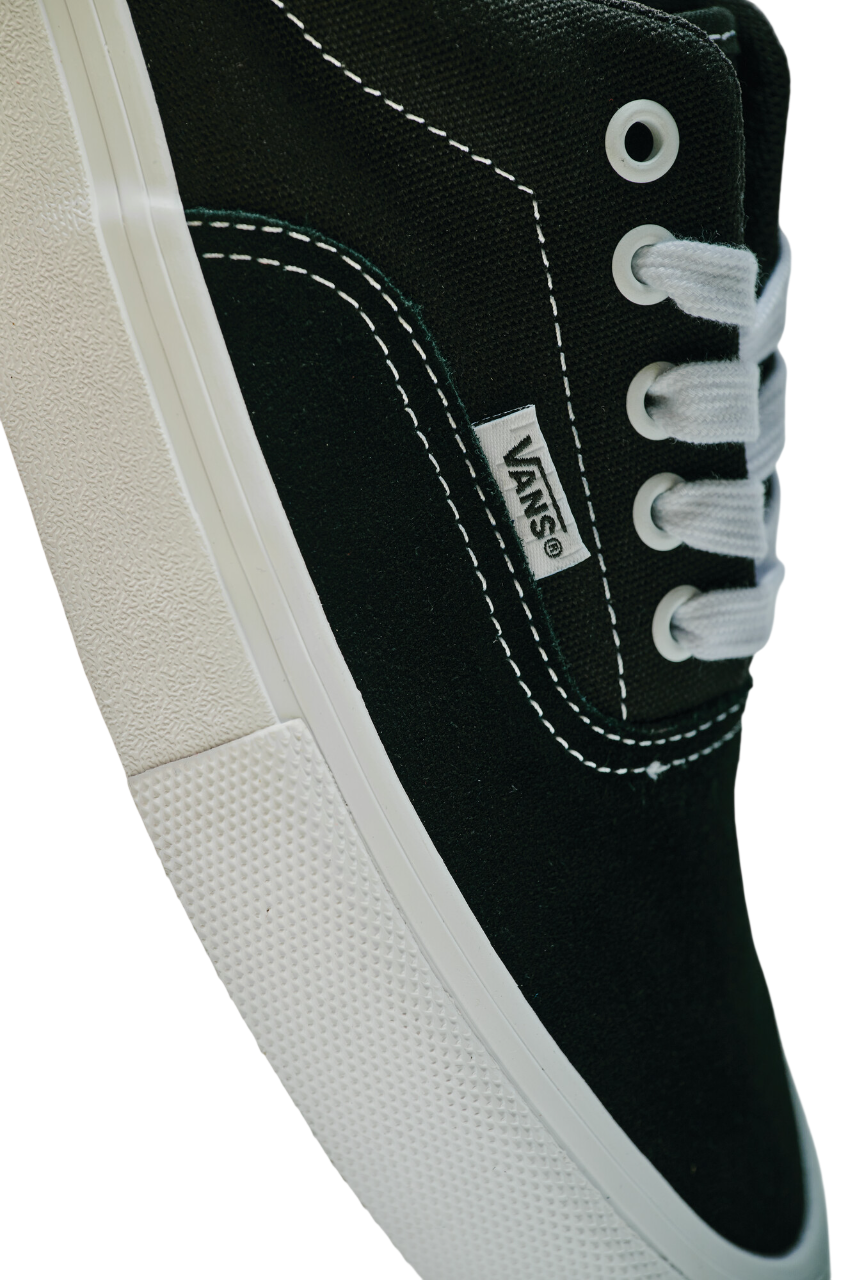Skate Era - Black/White
