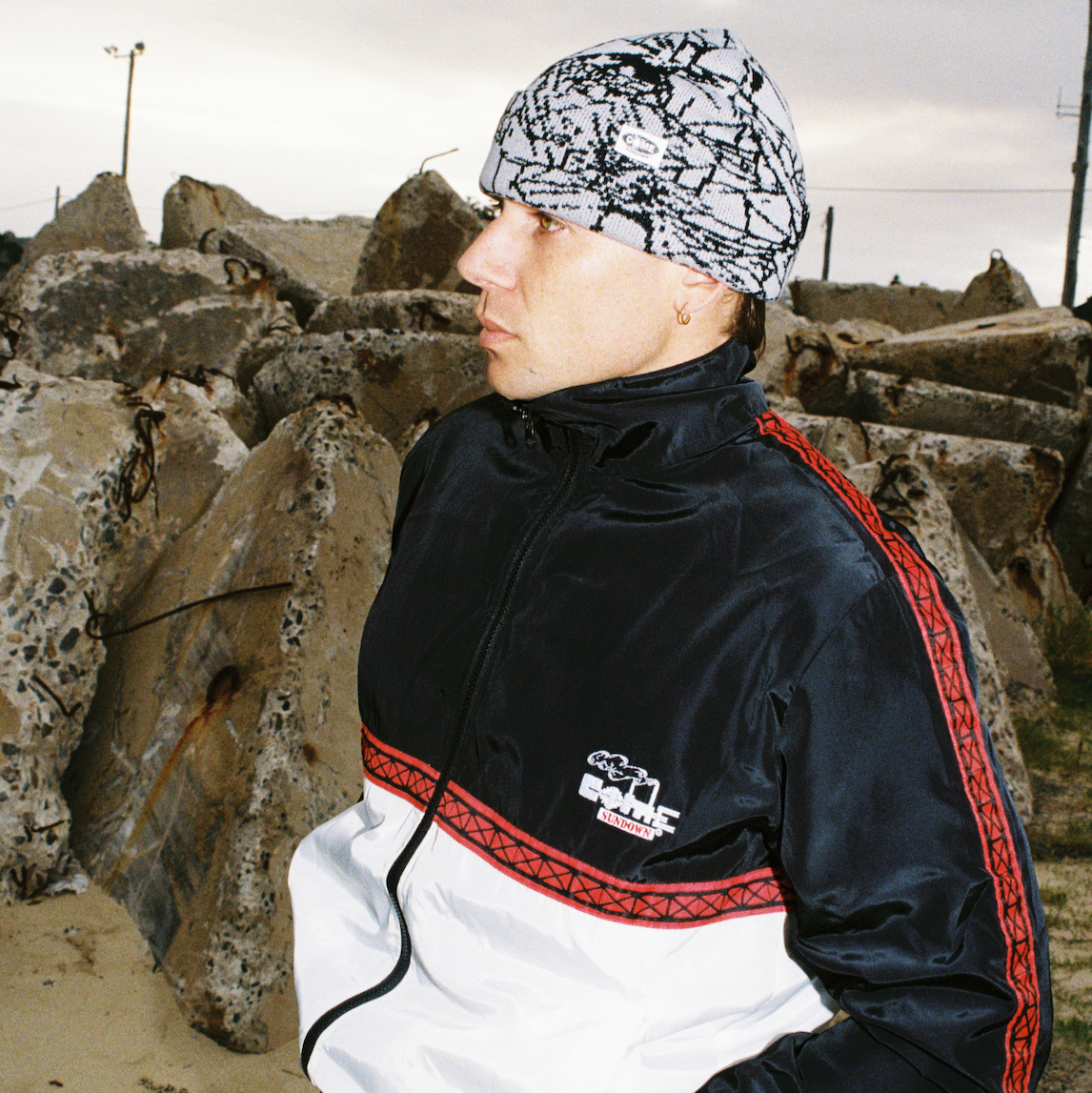 Toil Beanie - Grey