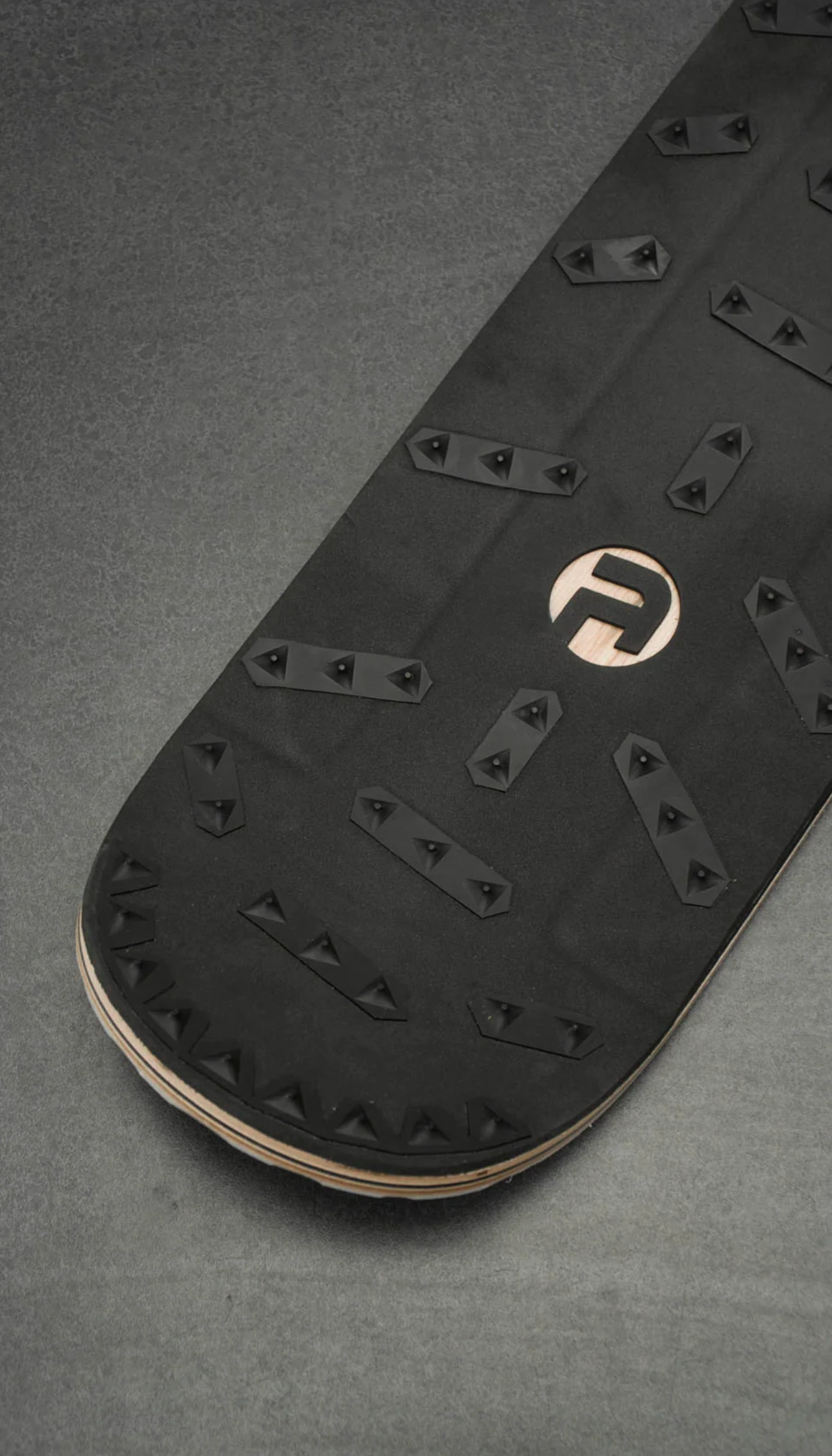 Prism Studded Grip - Noir