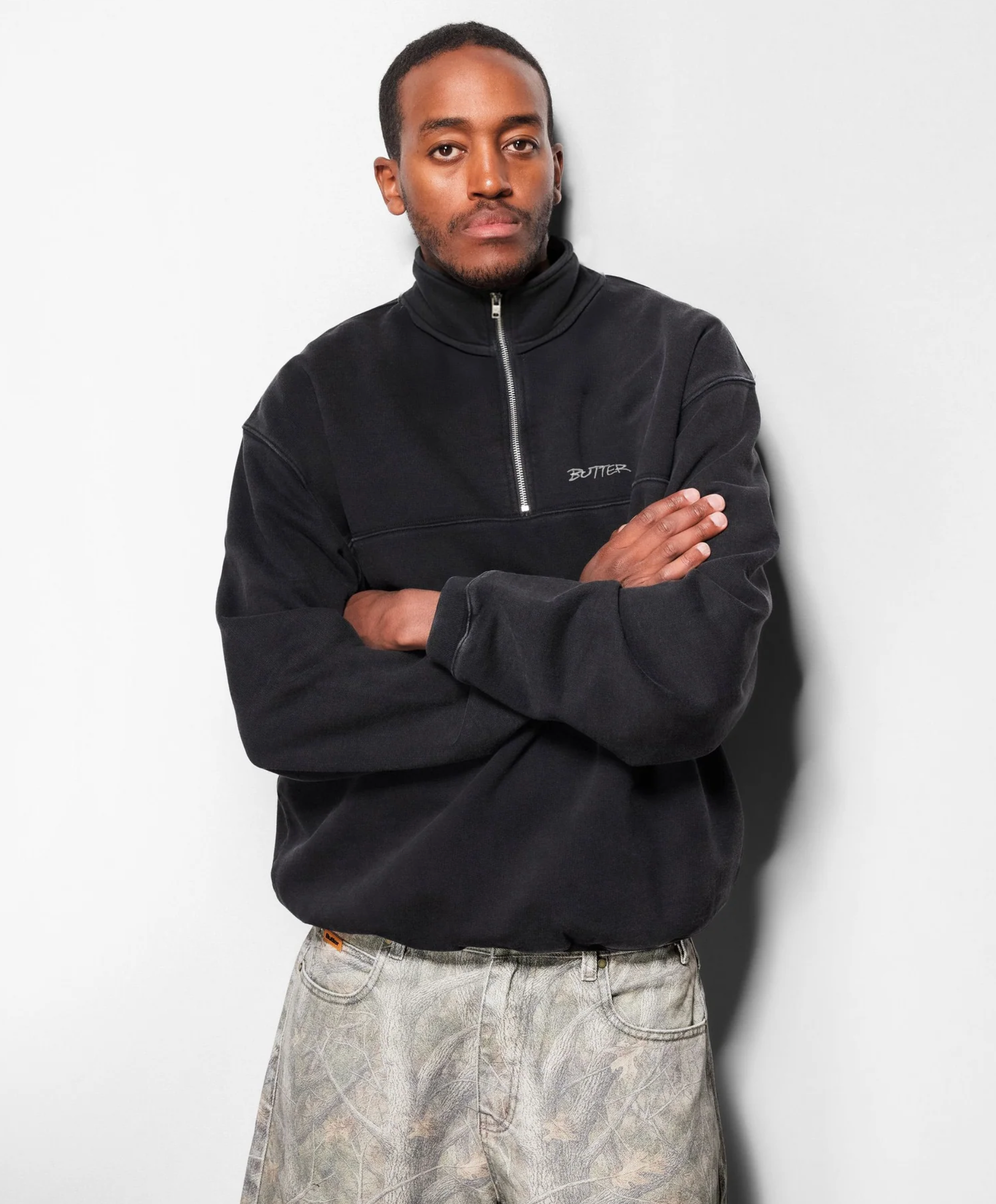 Panel 1/4 Zip Sweater - Washed Black