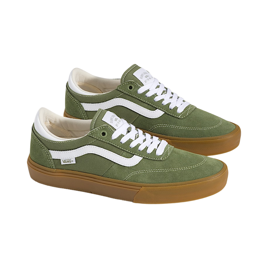 Skate-Gilbert-Crockett-Shoe.png-2-Photoroom.png