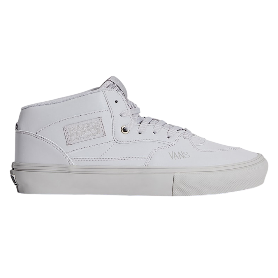 Skate-Half-Cab-Shoe-by-Atiba-VANS-ALT5-Photoroom.png