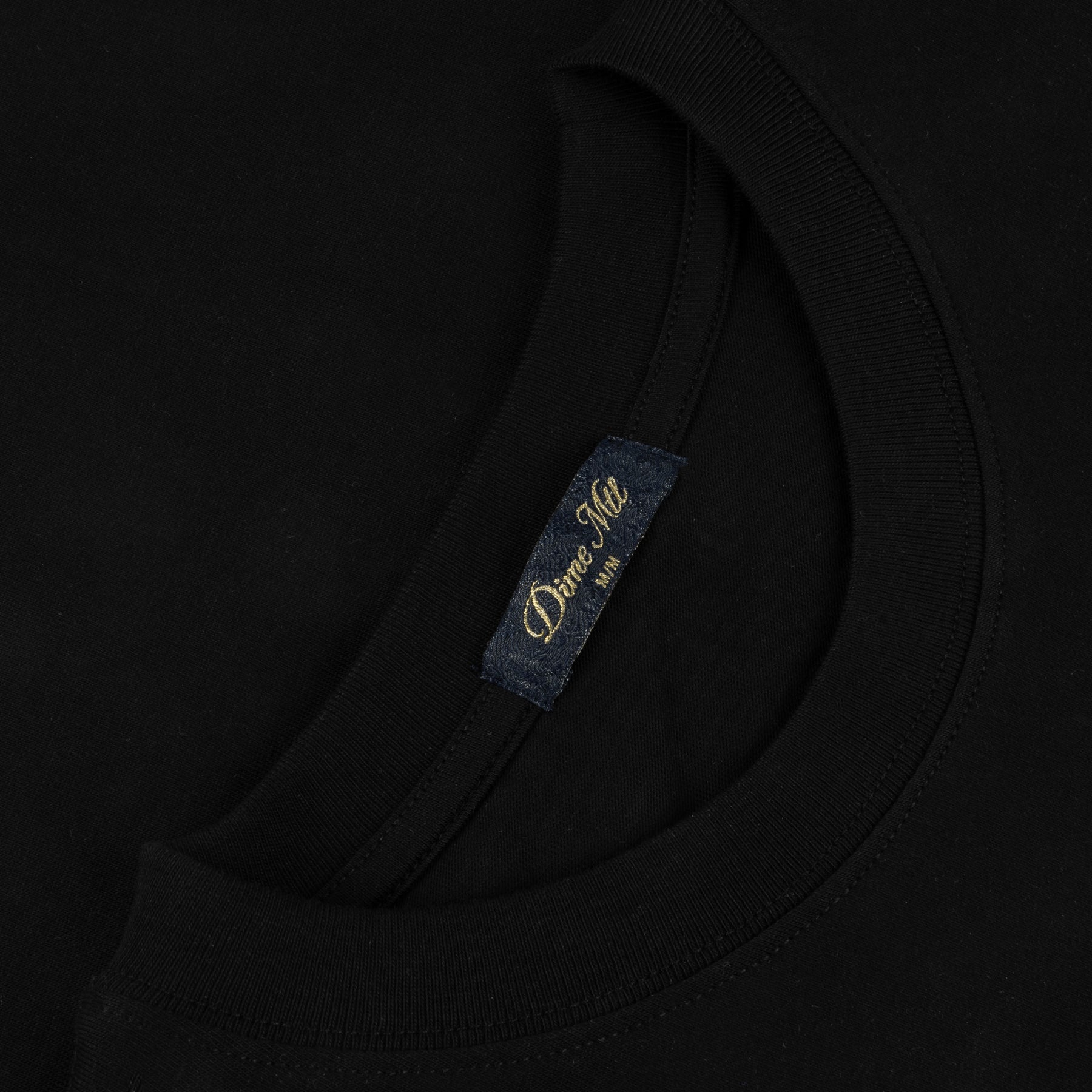 T-SHIRT-DETAIL_SP25D2_BLACK_1800x1800_148291c4-a930-47a4-a677-fca39cb4c25c.jpg