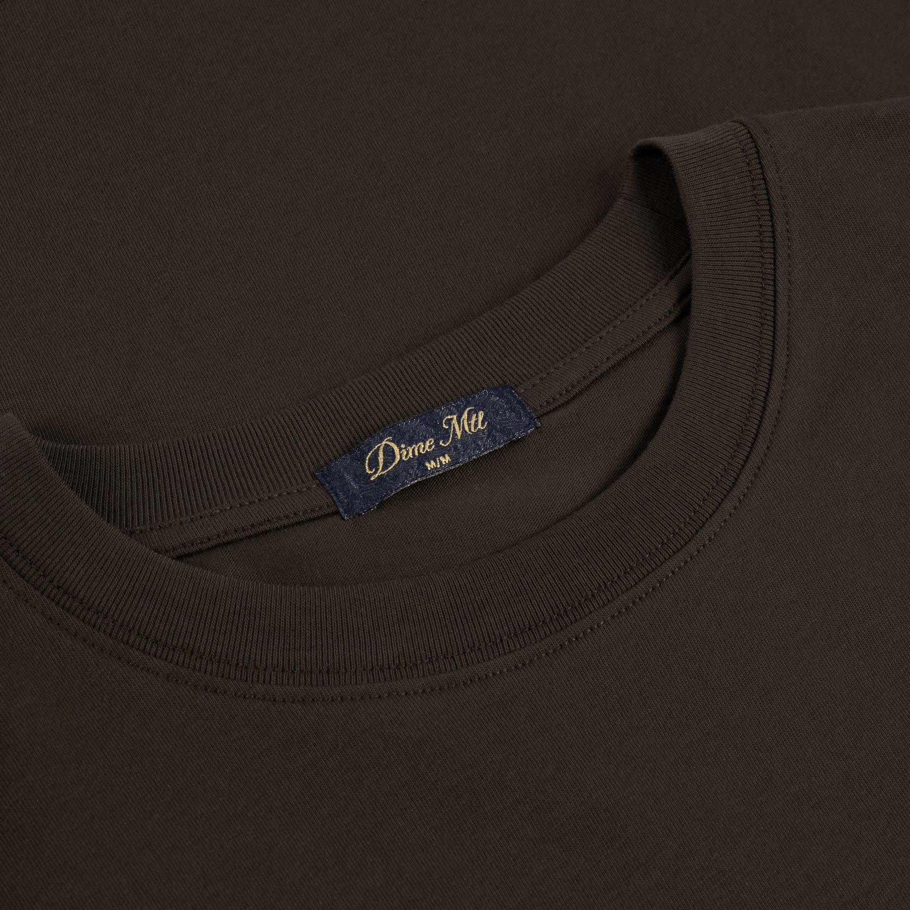 TSHIRTS_FA25_SMALLOGO_VBLACK_HALF-02_1800x1800_27874dbe-11c1-47da-bca2-2eddcfec485a.jpg