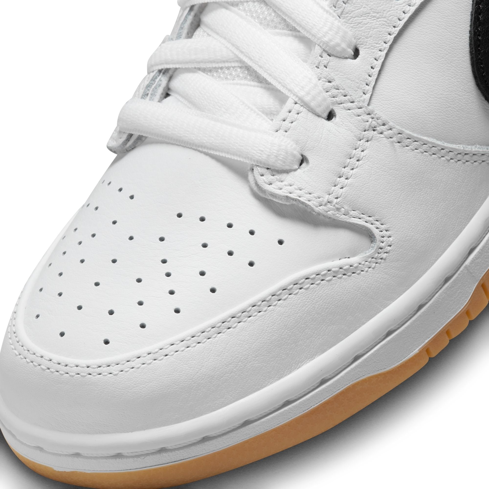 Dunk Low Pro - White/Black-White-Gum Light Brown