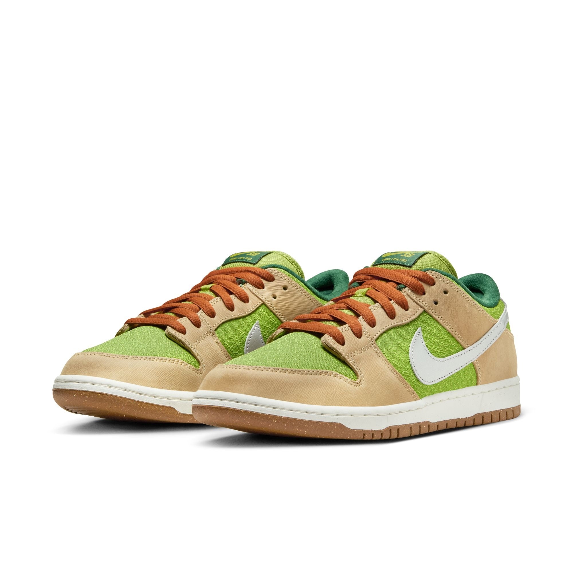 Dunk Low Pro - Sesame/Metallic Silver-Pear-Fir