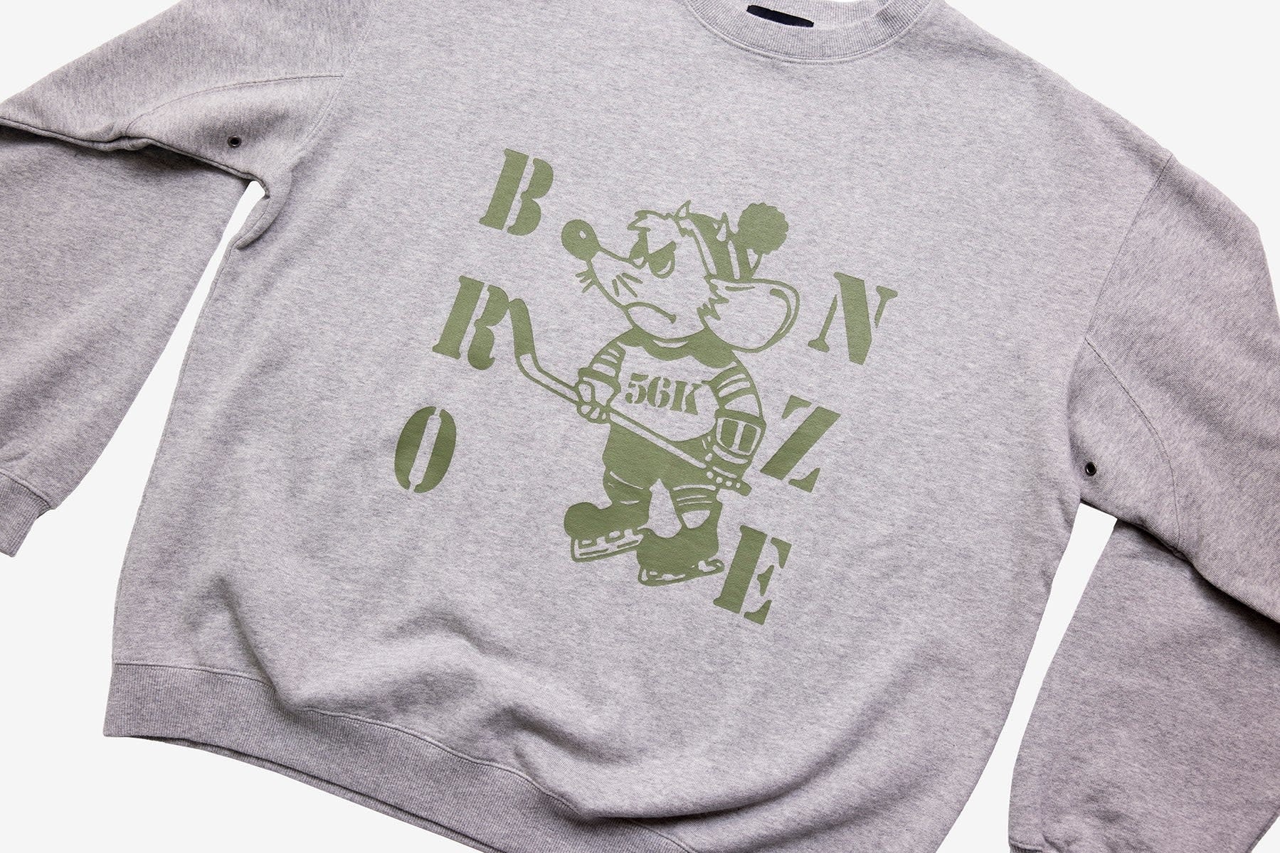 crewneck-hockey-grey-2-low-1800x1200.jpg