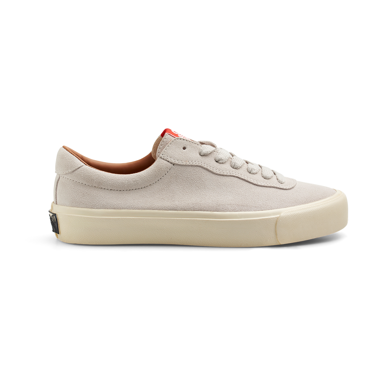 d10-vm001-lo-suede-whi-whi-side-1344x1344.png