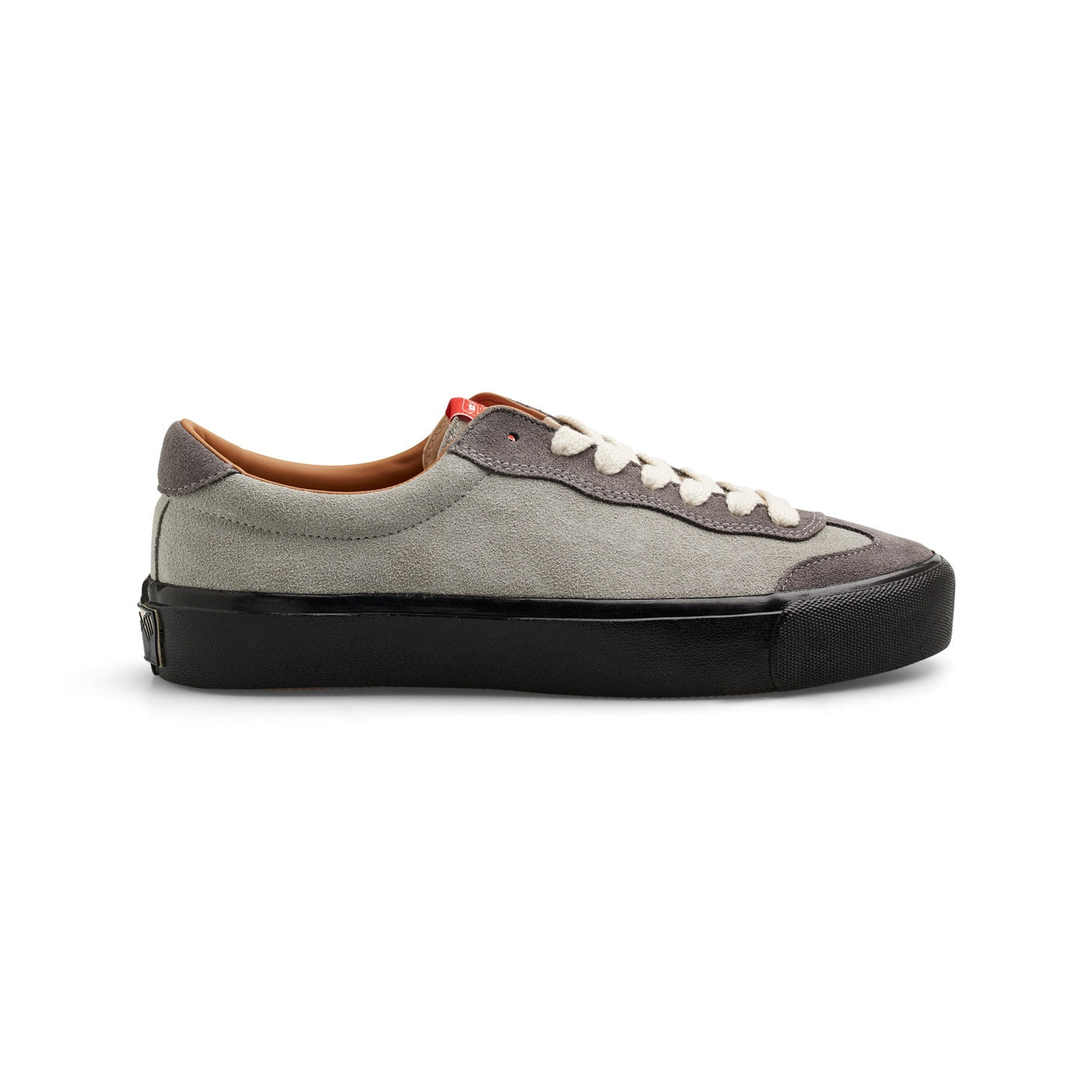 d11-vm004-milic-suede-duo-grey-black-01.jpg