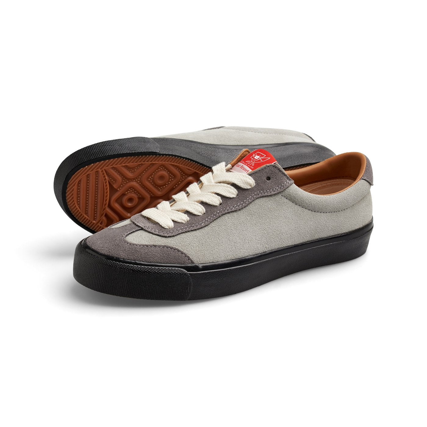 d11-vm004-milic-suede-duo-grey-black-02.jpg