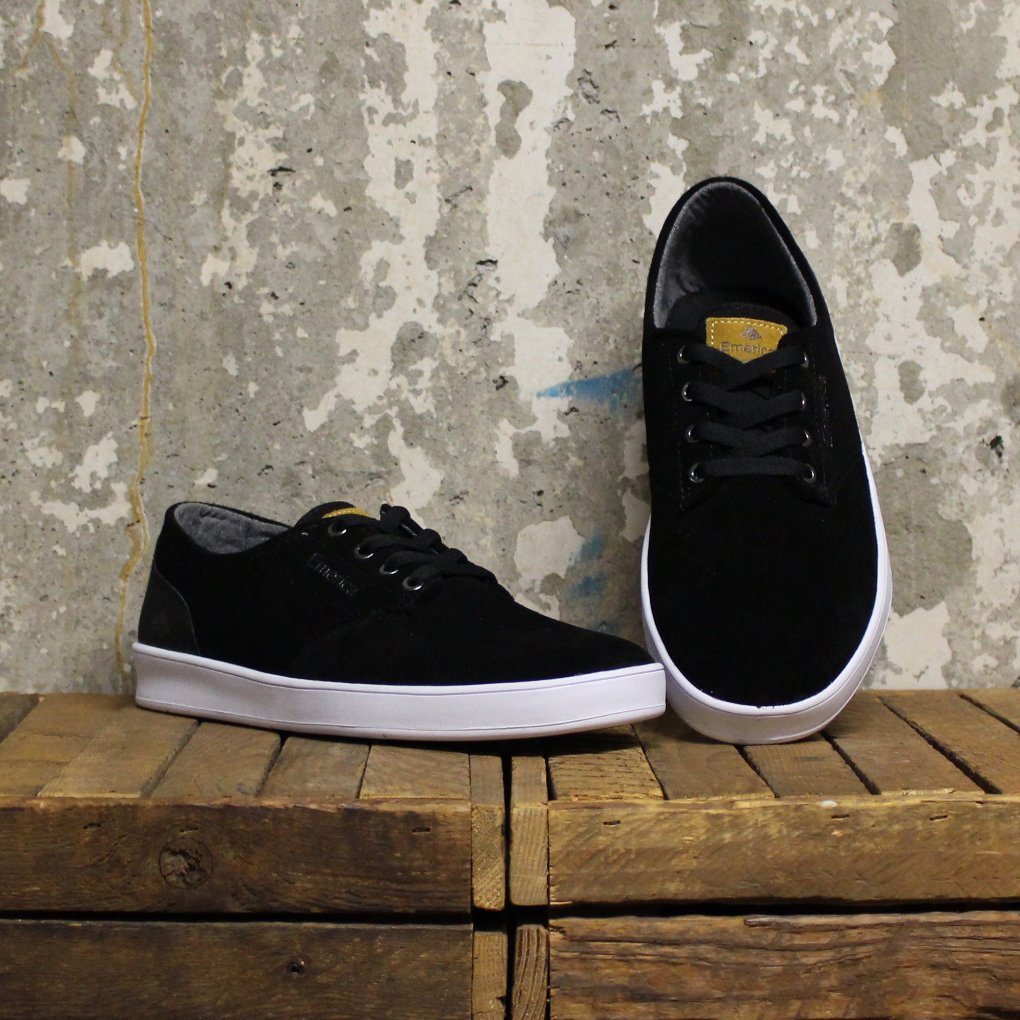 emerica-emerica-the-romero-laced-black-black-white.jpg