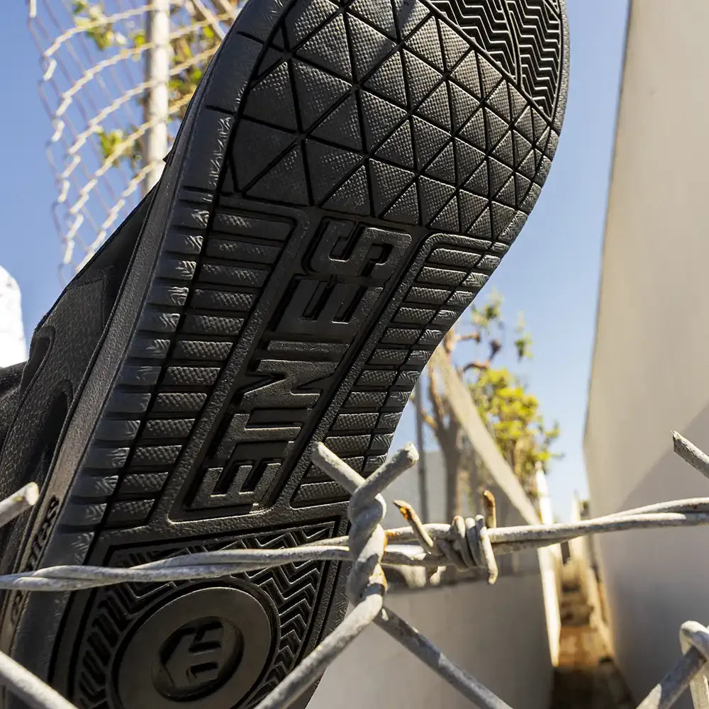 Fader - Black Dirty Wash