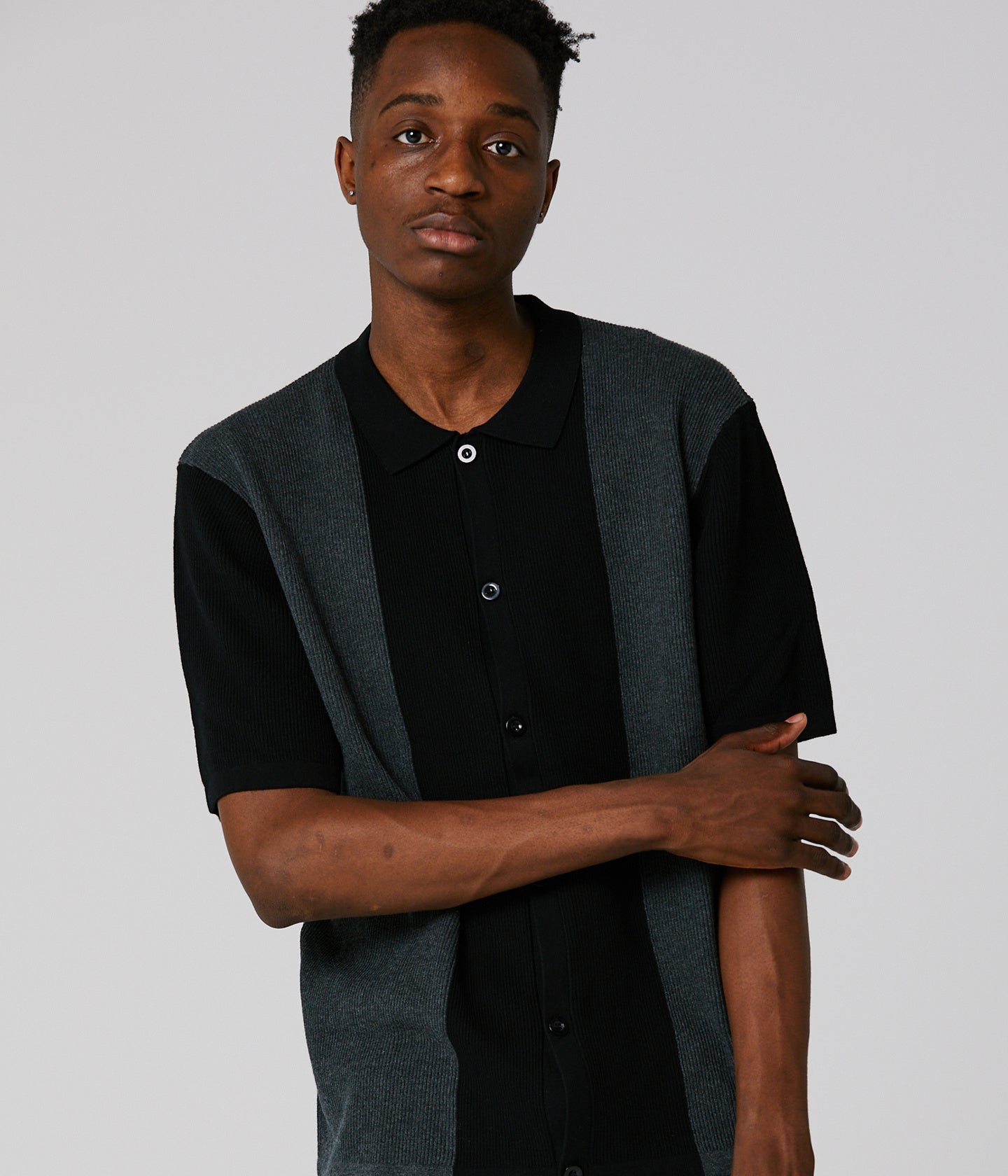 Marilyn Knit SS Shirt - Black Charcoal