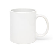 Tasse de skateur sur un skateboard 