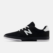 NB Numeric 425 - Black/White (NM425CHI)