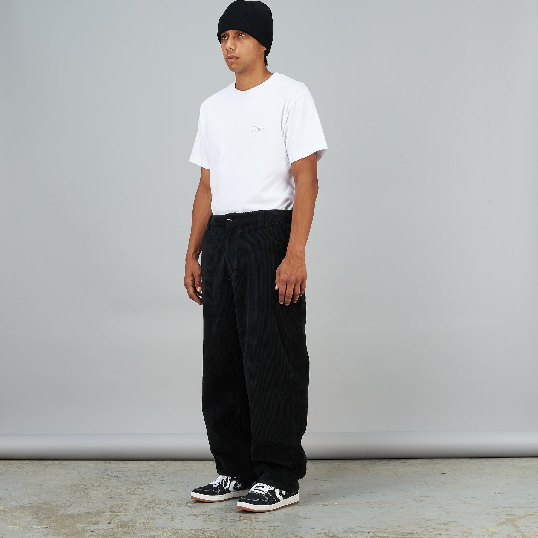 Pantalon ample classique en velours côtelé - Noir
