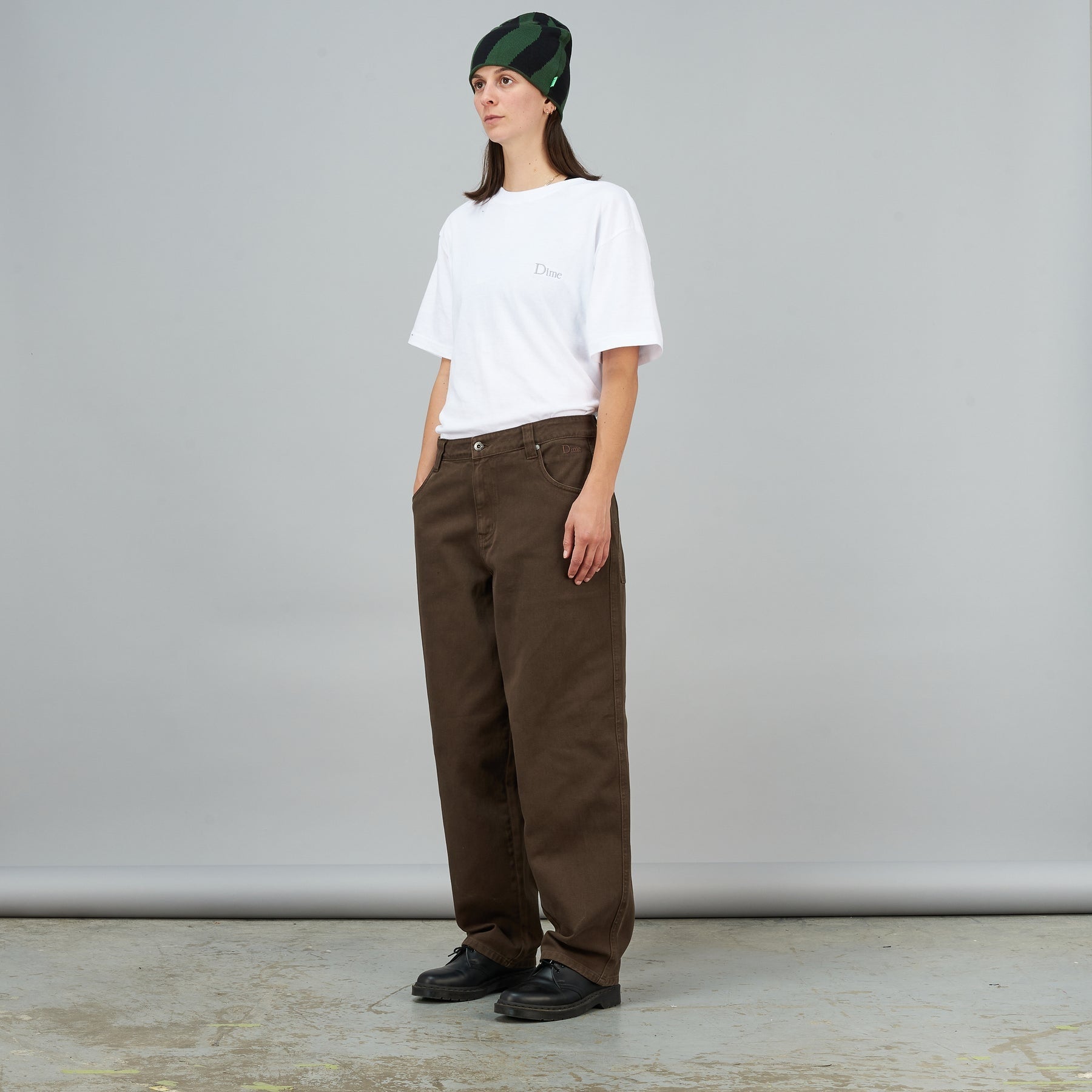 Classic Baggy Denim Pants - Brown