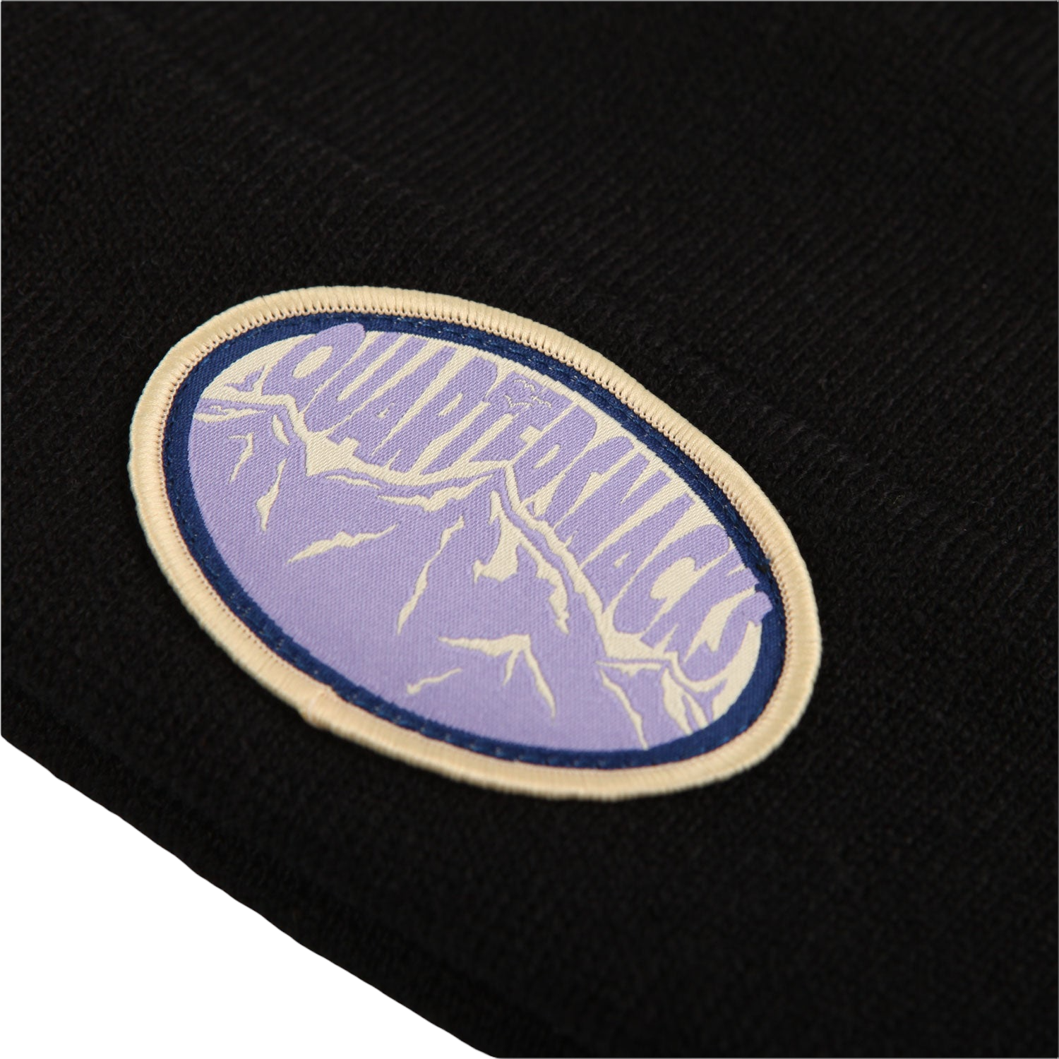 qs-mountain-patch-beanie-black-2-1500x-0625ecb8-b9.png