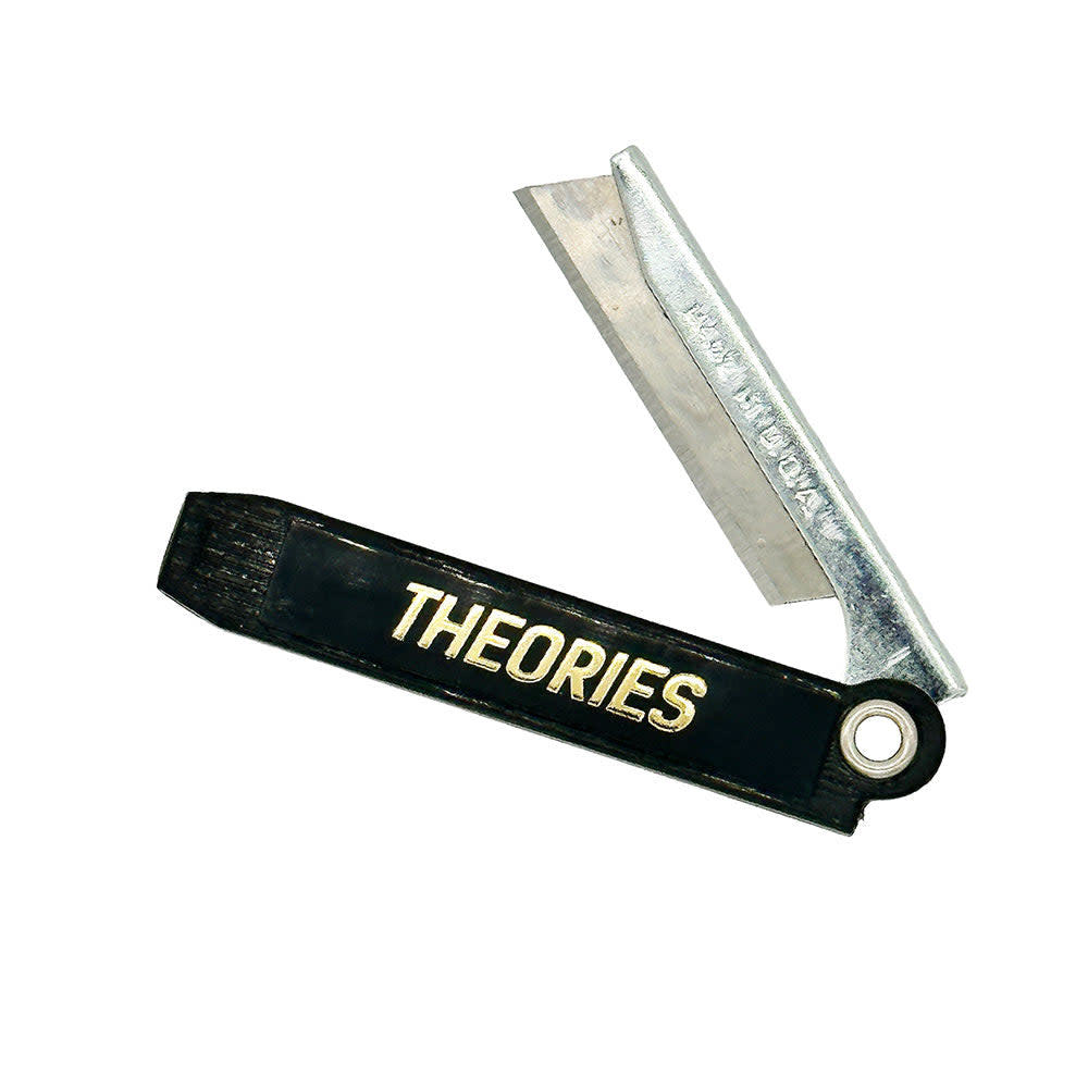 theories-close-shave-grip-blade-97b205bb-4380-4a26.jpg