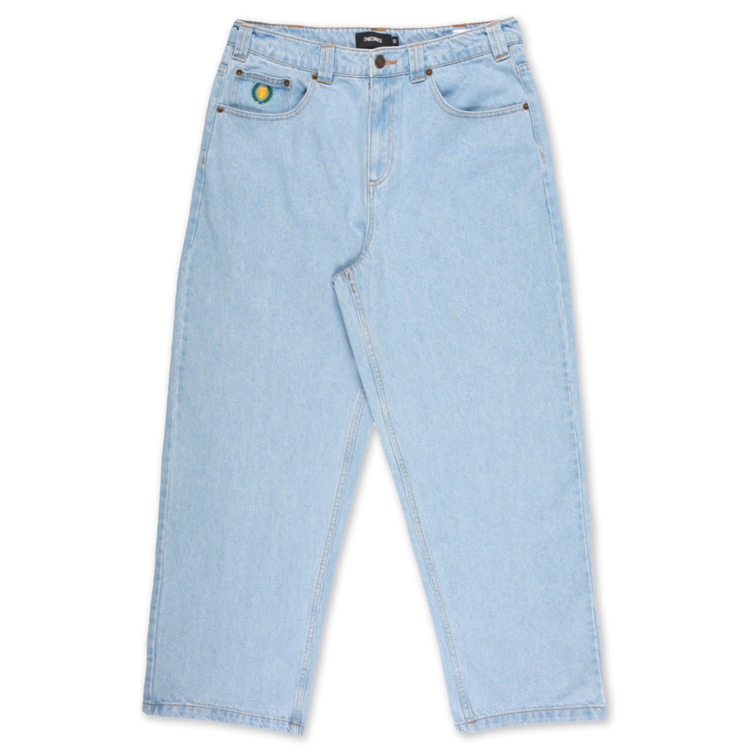 theories-plaza-jeans-lightwash-blue-front-2048x204.jpg